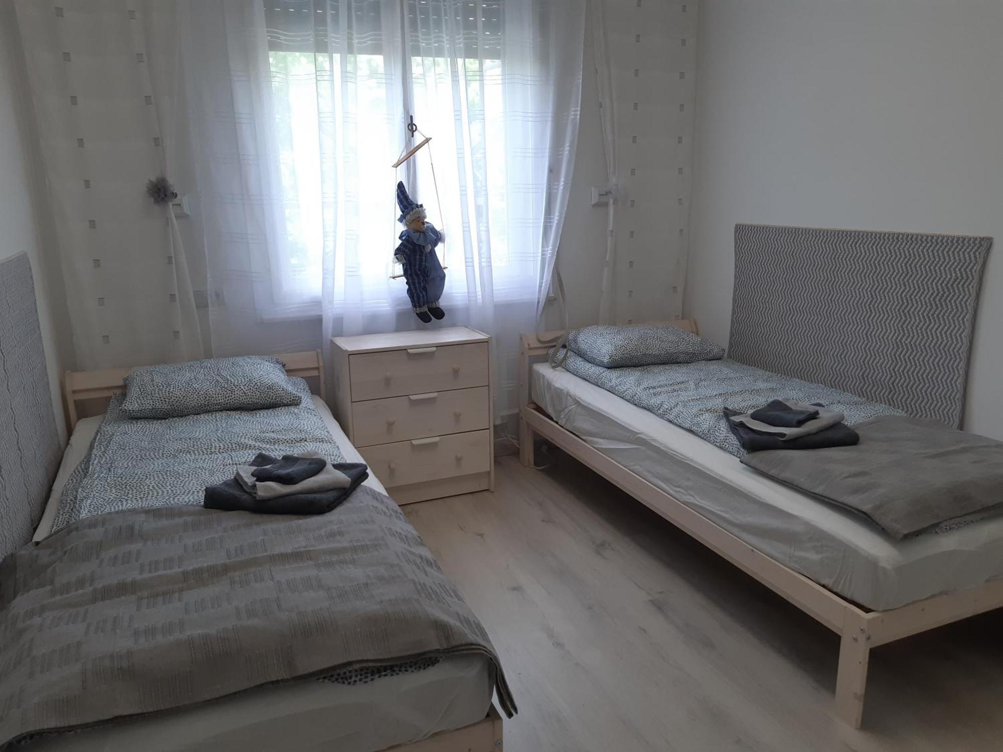 Lakilak Pihenohaz A Holt-Tisza Partjan, Termalfuerdonel, Lakitelek Appartement Buitenkant foto